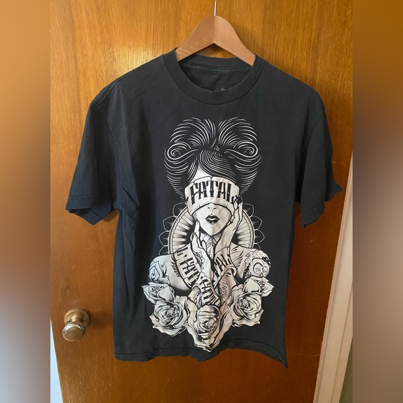 Fatal Shirt - Picture 2 of 7